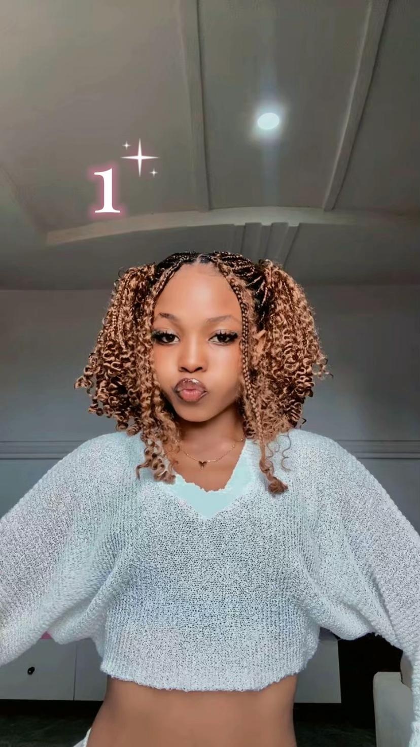 My braider outdid herself with this braids, she’s good and affordable @f. Photo 2 of 6.
